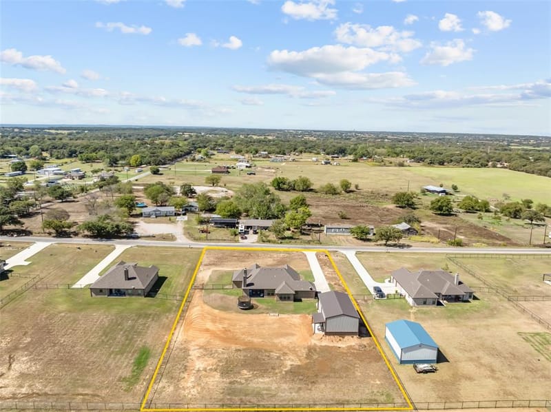 953 County Road 4764, Boyd TX 76023 - Photo 5