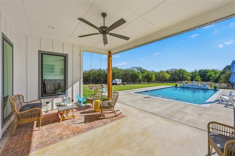 350 Rolling Ranch Boulevard, Alvord TX 76225 - Photo 4