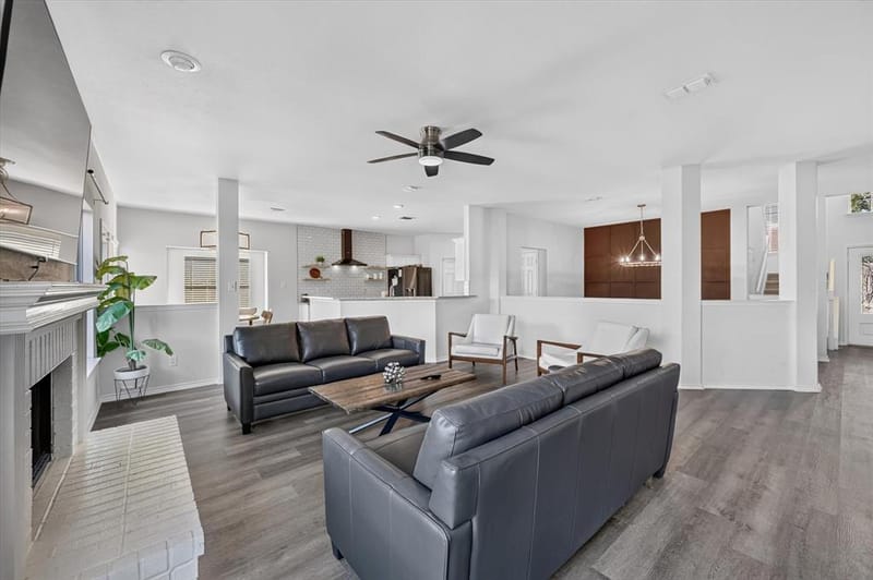 1004 Bonanza Drive, Arlington TX 76001 - Photo 6
