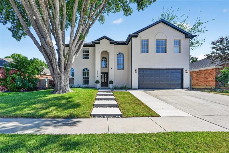 1004 Bonanza Drive, Arlington TX 76001