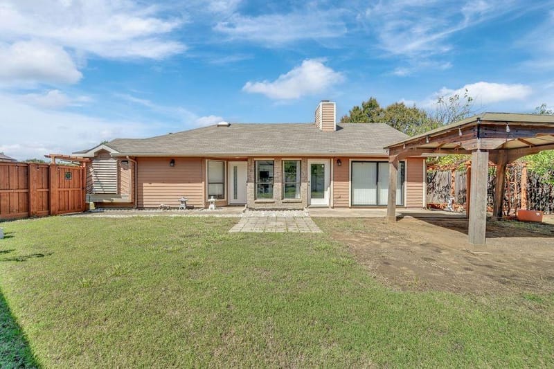 2129 Stradivarius Lane, Carrollton TX 75007 - Photo 24