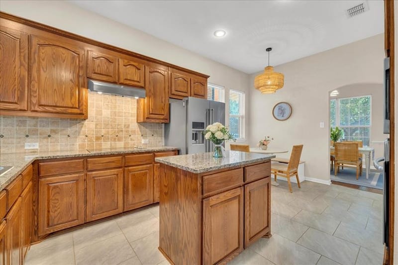 5612 Hampshire Drive, McKinney TX 75070 - Photo 10