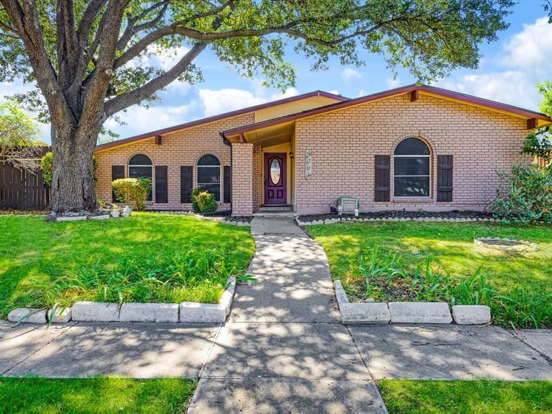 5004 Crutchberry Place, The Colony TX 75056
