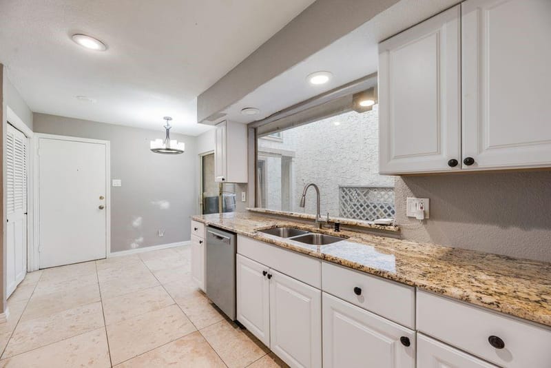 15 Oakbrook Drive, Lewisville TX 75057 - Photo 16