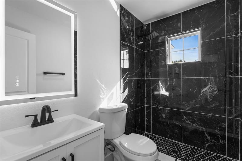 715 Scott Drive, Arlington TX 76012 - Photo 10