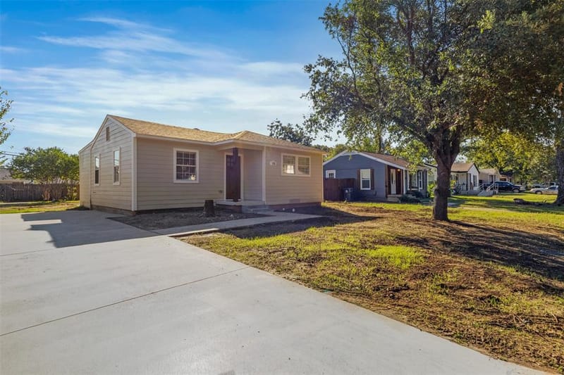 715 Scott Drive, Arlington TX 76012 - Photo 15
