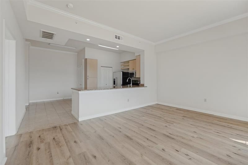 3225 Turtle Creek Boulevard # 1012, Dallas TX 75219 - Photo 10