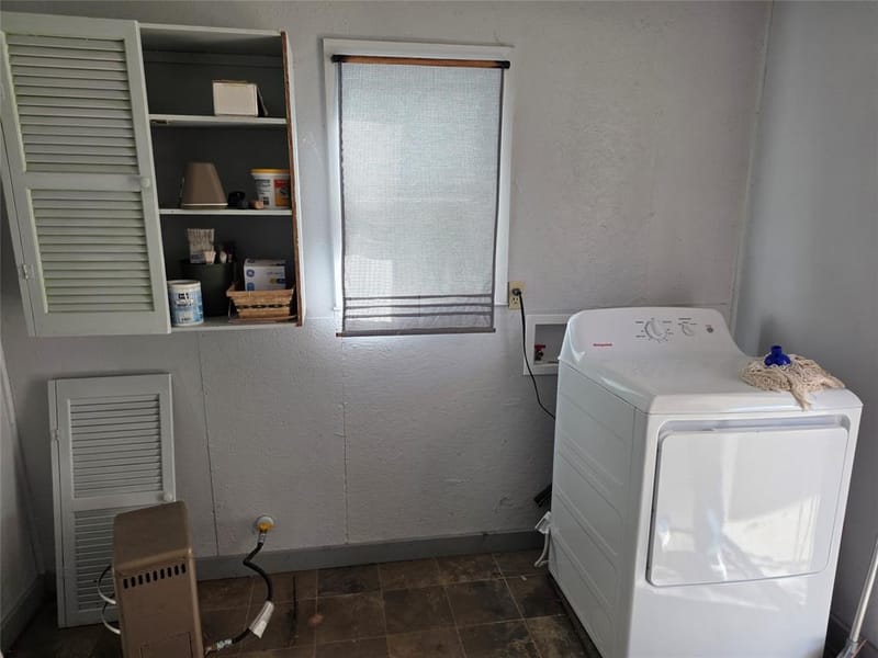 831 SE 18th Street, Paris TX 75460 - Photo 13