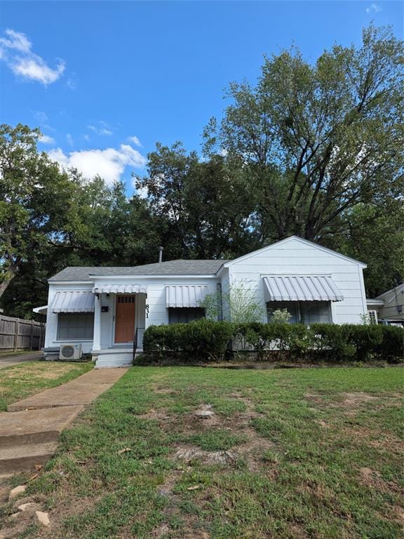 831 SE 18th Street, Paris TX 75460