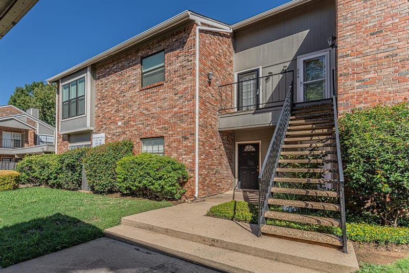 411 Pebble Way # 245, Arlington TX 76006 - Photo 3
