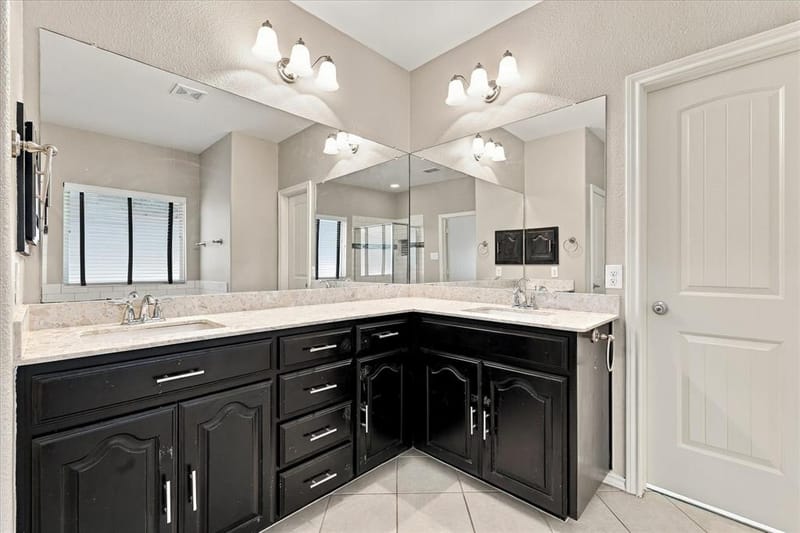 4716 Kendrick Peak Way, Fort Worth TX 76244 - Photo 20