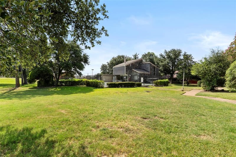 4414 Westminster Drive, Irving TX 75038 - Photo 30
