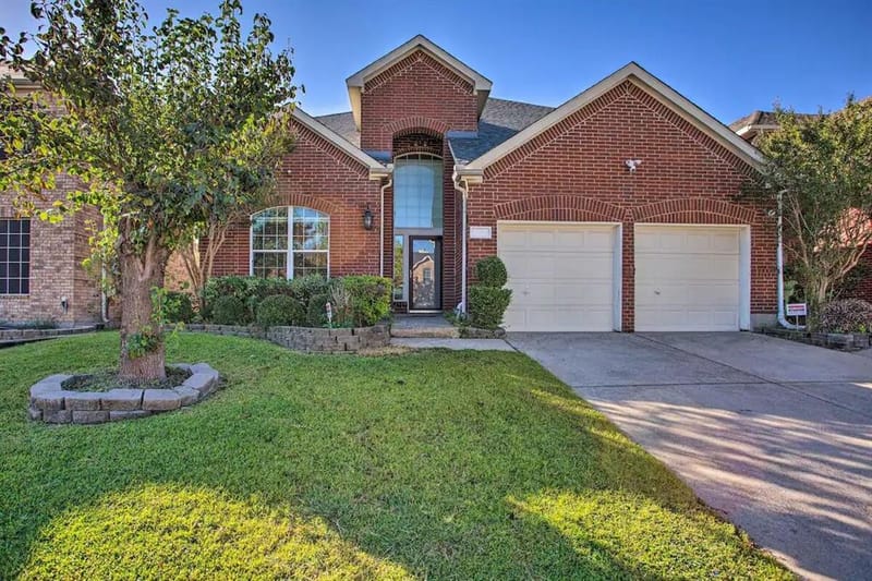 1950 Garrison Way, Garland TX 75040