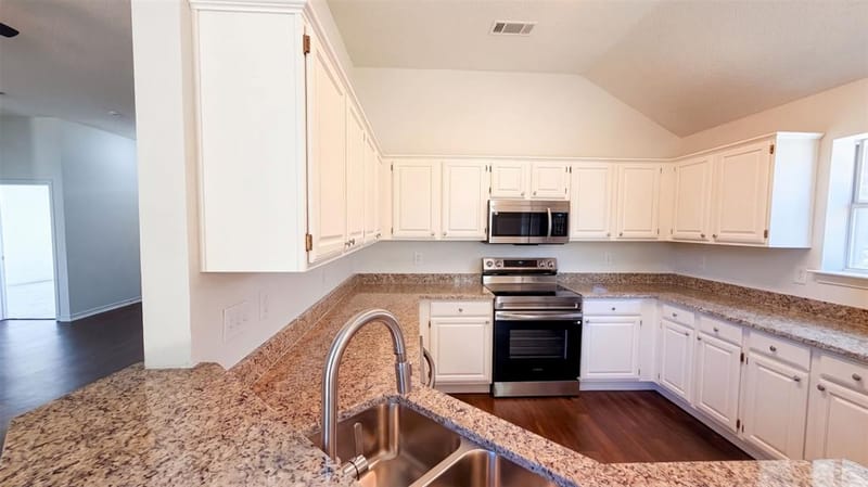 7109 Cottonwood Circle, Sachse TX 75048 - Photo 12