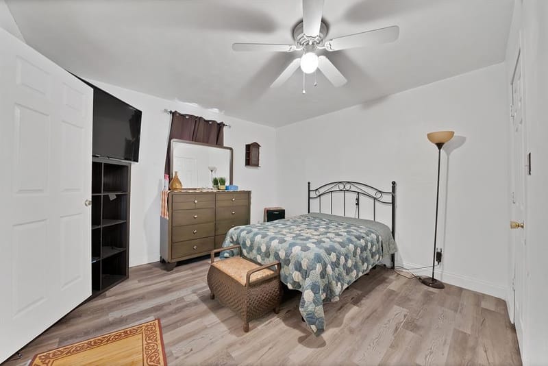 4940 Flagstone Drive, Fort Worth TX 76114 - Photo 8