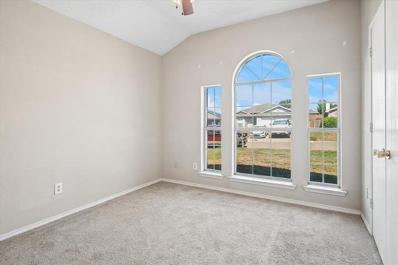 10229 Cypress Hills Drive, Fort Worth TX 76108 - Photo 4