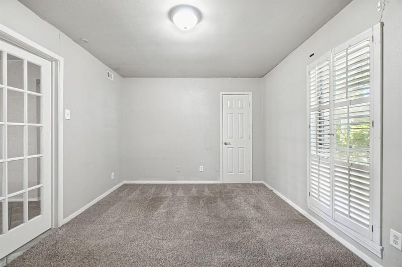 5321 Saddleback Road, Garland TX 75043 - Photo 17