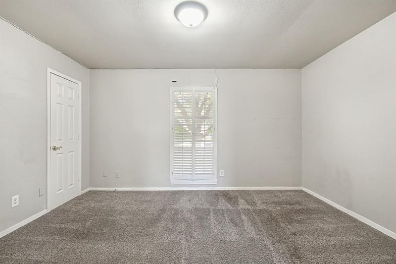 5321 Saddleback Road, Garland TX 75043 - Photo 16