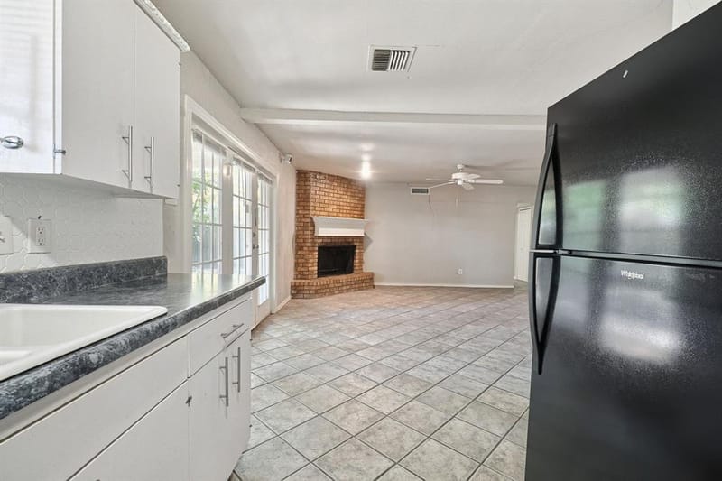 5321 Saddleback Road, Garland TX 75043 - Photo 15