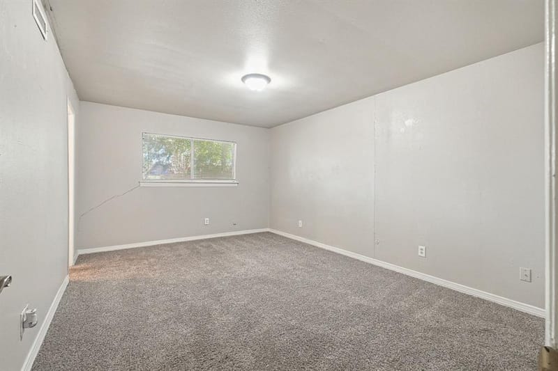 5321 Saddleback Road, Garland TX 75043 - Photo 19