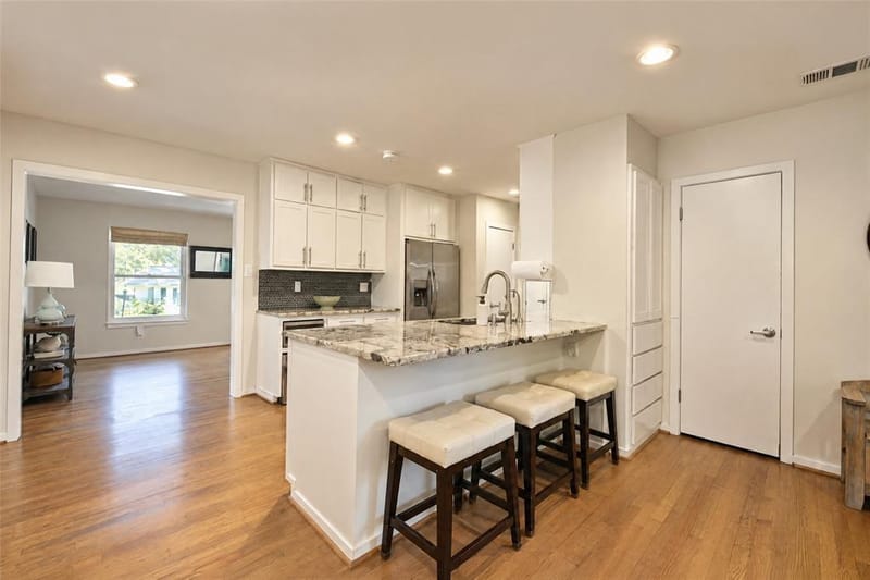 6866 Burwood Lane, Dallas TX 75214 - Photo 7