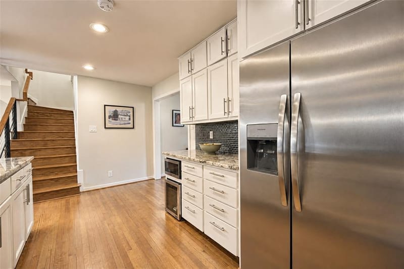 6866 Burwood Lane, Dallas TX 75214 - Photo 10