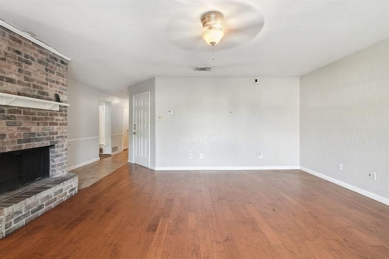 4912 Sandalwood Lane, Arlington TX 76017 - Photo 7