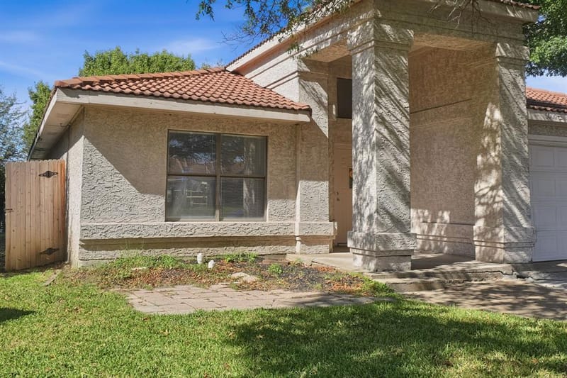 6000 Lavaca Drive, Arlington TX 76018 - Photo 3