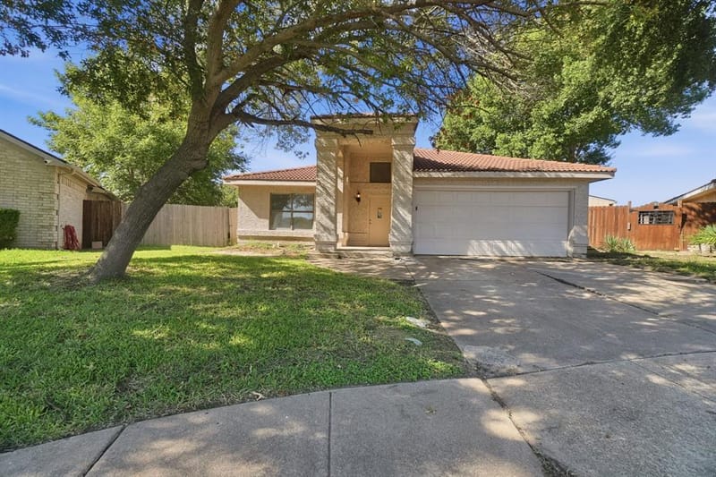 6000 Lavaca Drive, Arlington TX 76018
