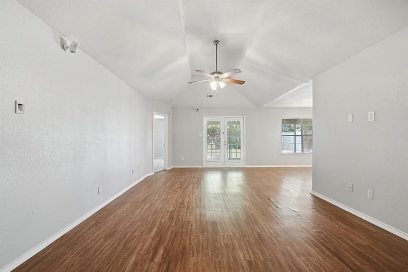 6000 Lavaca Drive, Arlington TX 76018 - Photo 14