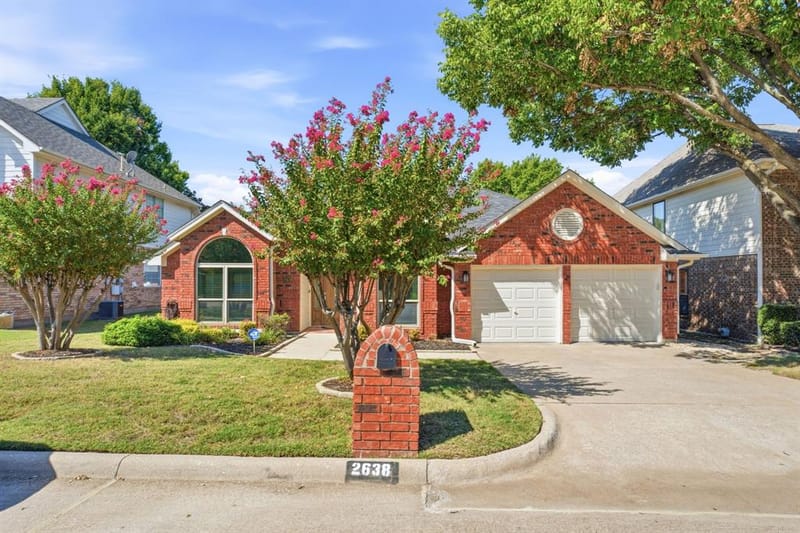 2638 Valley Creek Trail, McKinney TX 75072 - Photo 2