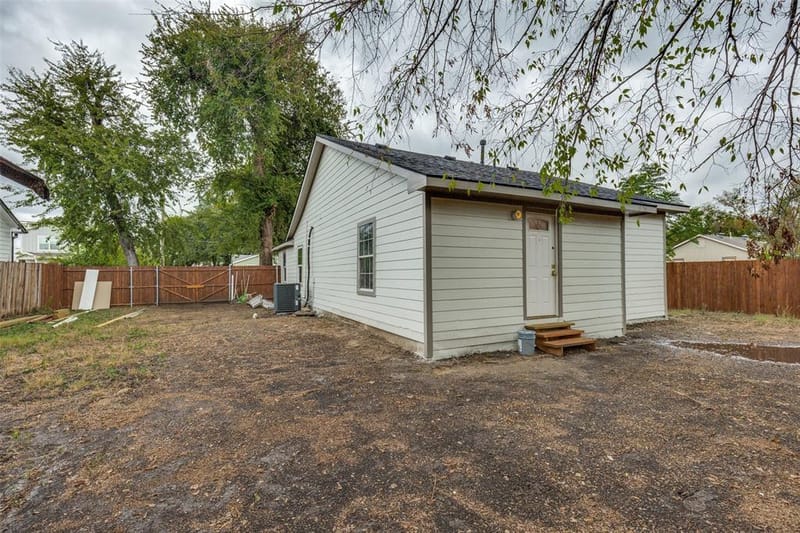 1239 Lonsdale Avenue, Dallas TX 75217 - Photo 23