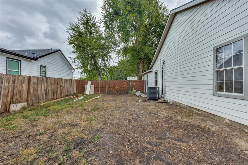 1239 Lonsdale Avenue, Dallas TX 75217 - Photo 24