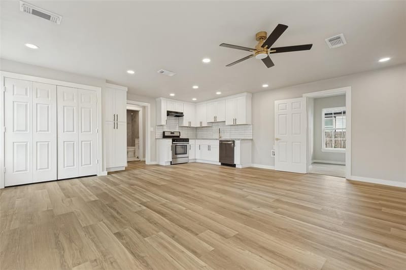1239 Lonsdale Avenue, Dallas TX 75217 - Photo 10