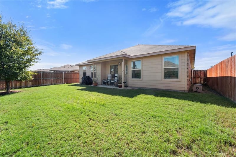 837 Walls Boulevard, Crowley TX 76036 - Photo 27