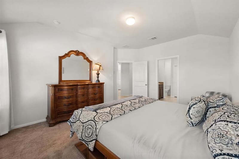 837 Walls Boulevard, Crowley TX 76036 - Photo 13