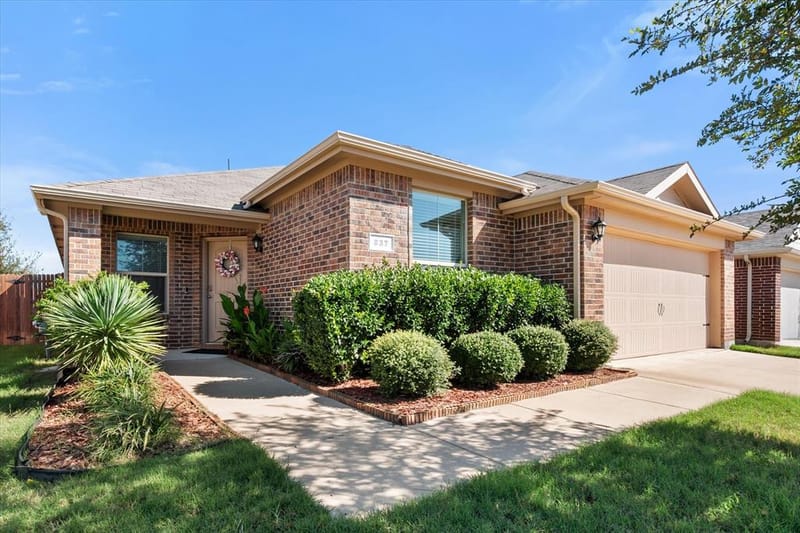 837 Walls Boulevard, Crowley TX 76036 - Photo 34