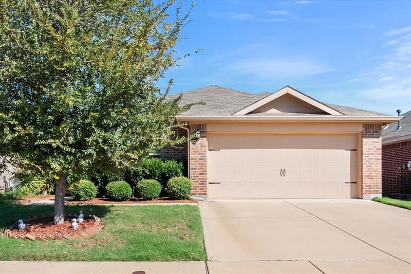 837 Walls Boulevard, Crowley TX 76036 - Photo 33