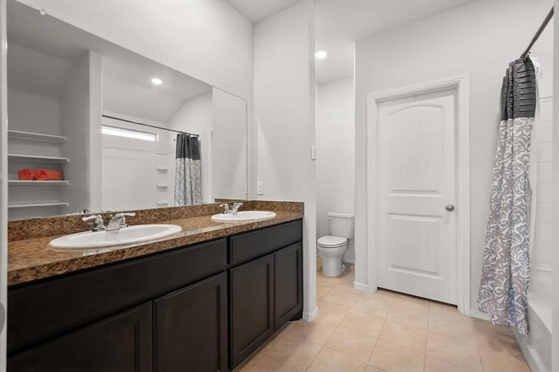 837 Walls Boulevard, Crowley TX 76036 - Photo 14