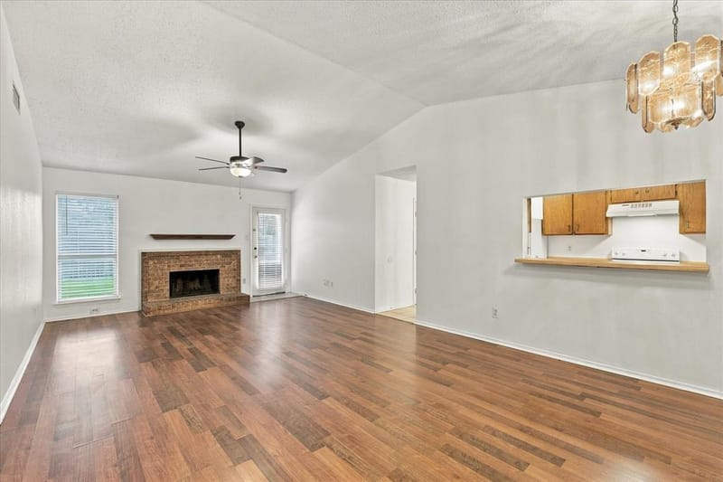 844 Woodrock Drive, Dallas TX 75217 - Photo 7