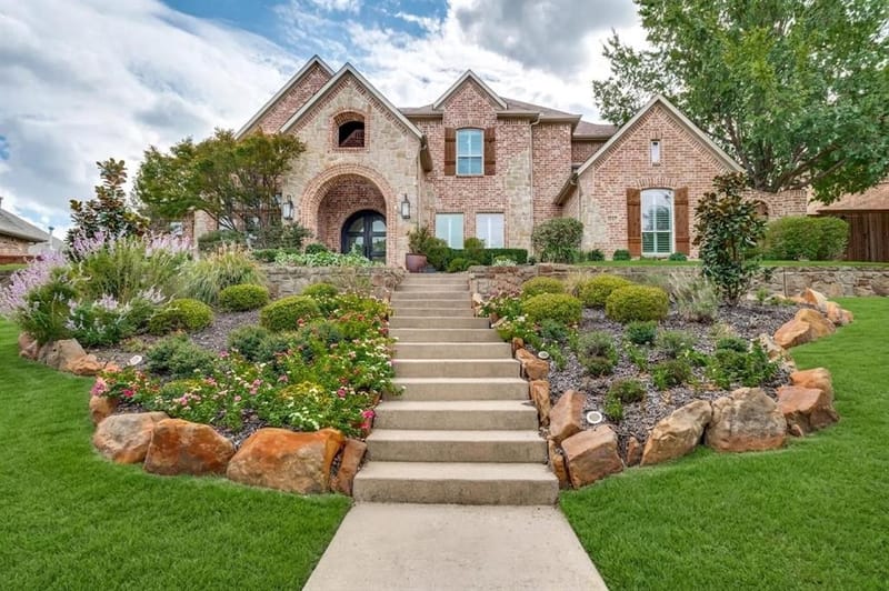 2614 Queen Elizabeth Boulevard, Lewisville TX 75056