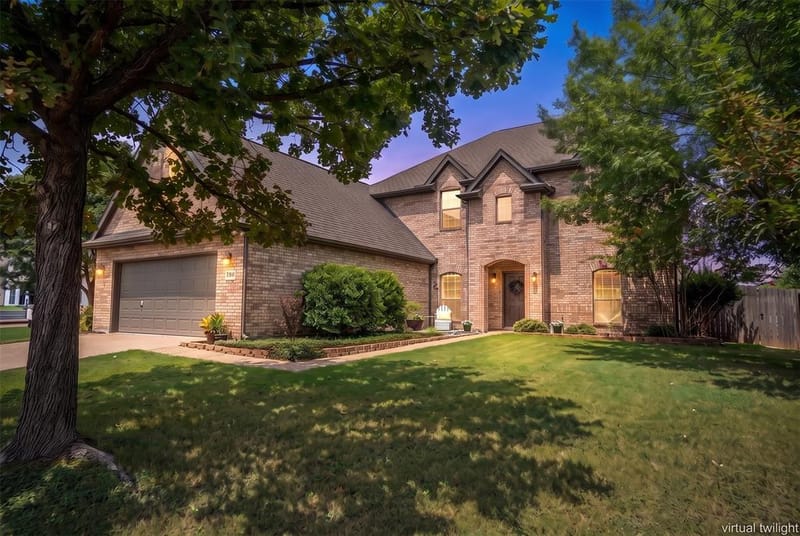 304 Creekside Trail, Argyle TX 76226