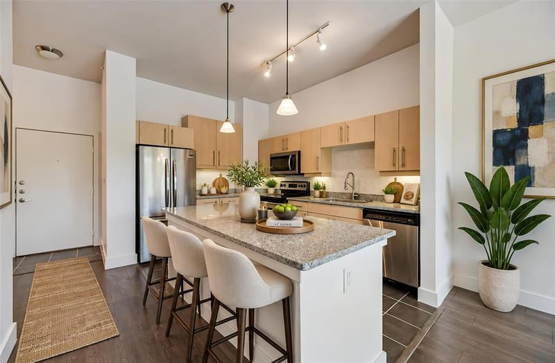 4414 Cedar Springs Road # 318, Dallas TX 75219 - Photo 7