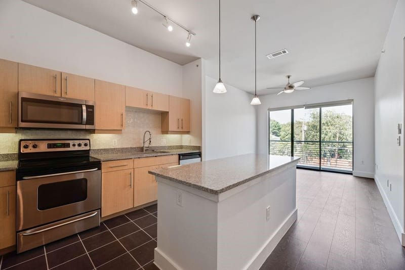 4414 Cedar Springs Road # 318, Dallas TX 75219 - Photo 9