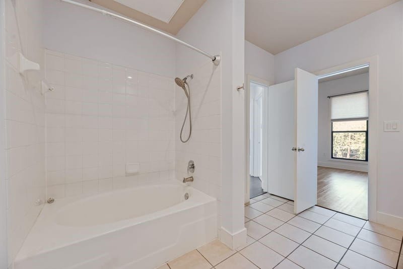 4414 Cedar Springs Road # 318, Dallas TX 75219 - Photo 19