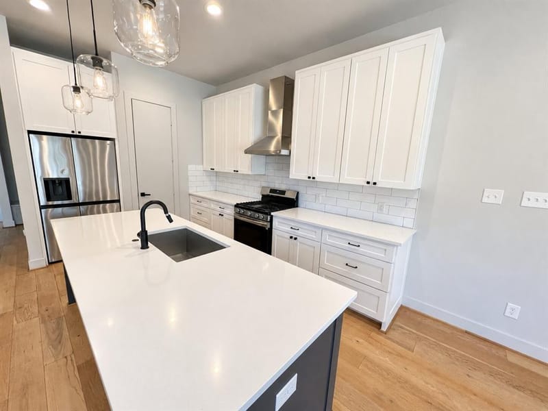 1005 Mount Auburn Avenue, Dallas TX 75223 - Photo 11
