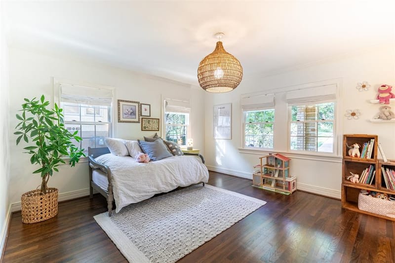 1134 N Edgefield Avenue, Dallas TX 75208 - Photo 13