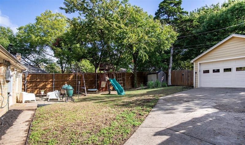 1134 N Edgefield Avenue, Dallas TX 75208 - Photo 18