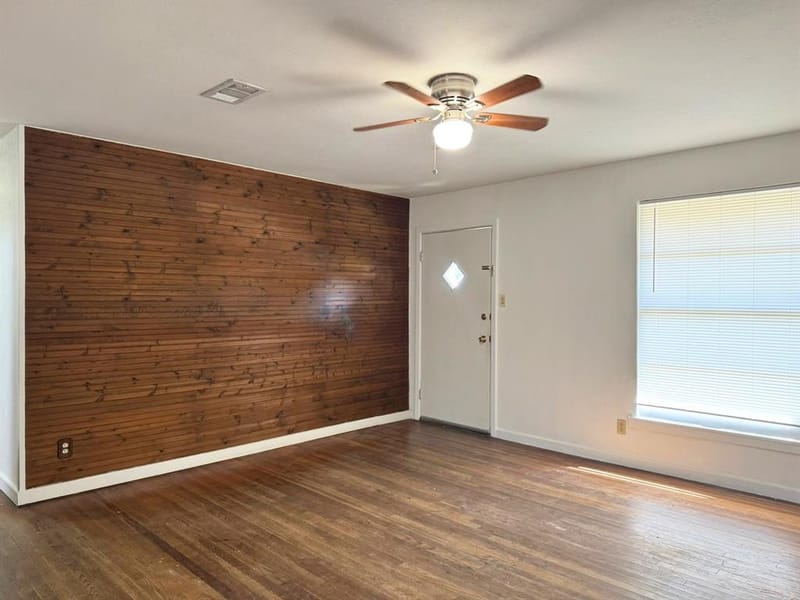 204 E 6th Street, Tolar TX 76476 - Photo 9
