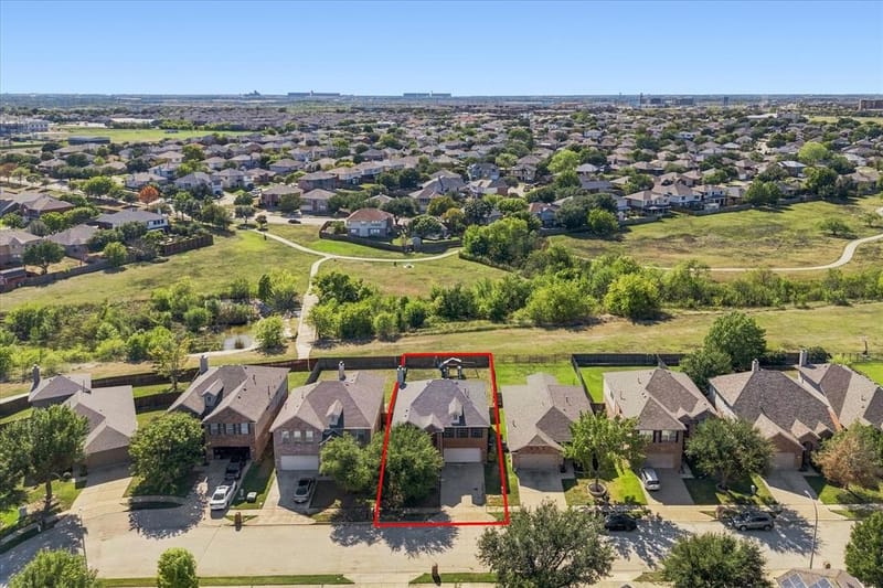 8745 Golden Sunset Trail, Fort Worth TX 76244 - Photo 4
